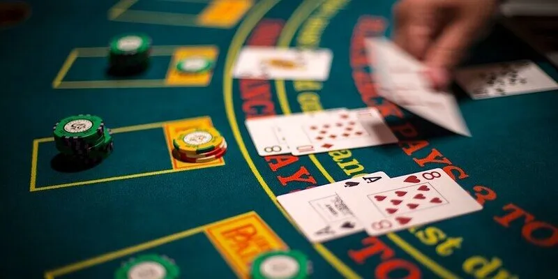 Chi tiết về game bài sâm lốc MIBET năm nay